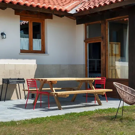 別荘 Casa 8plazas, 7km De La Playa La Franca, Asturias *